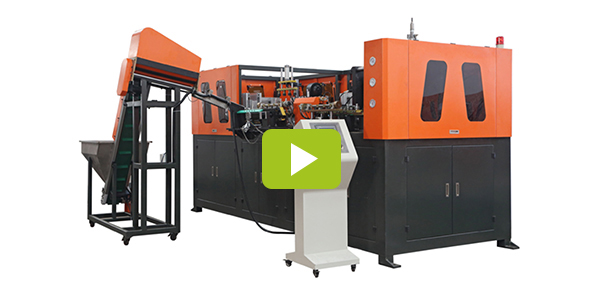 Plastic extrusion blow molding machine