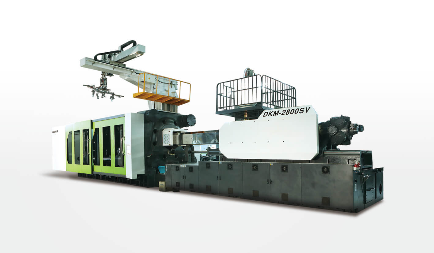 plastic injection machine making