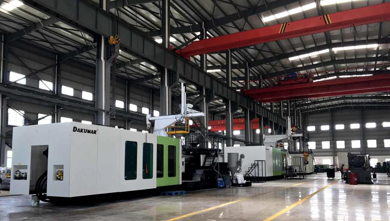Plastic machinery choosing