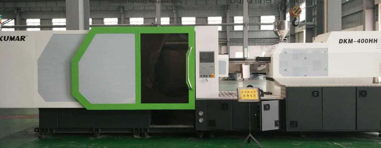 Fast injection molding machine