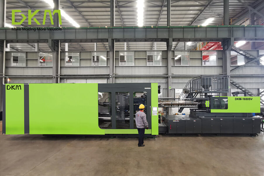 DKM Extra Large Injection Molding Machine