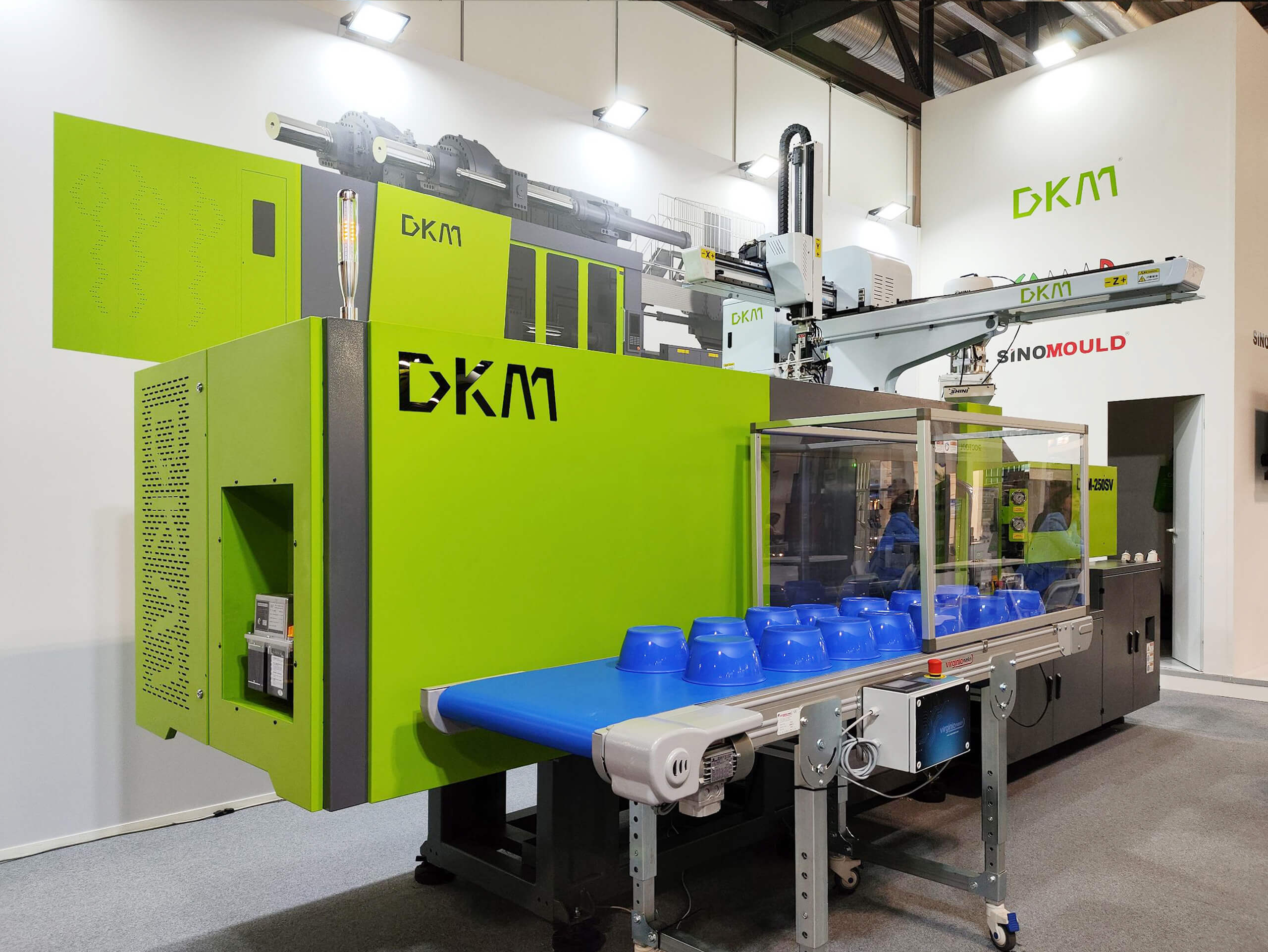 olding machine at PLAST2023DKM injection m