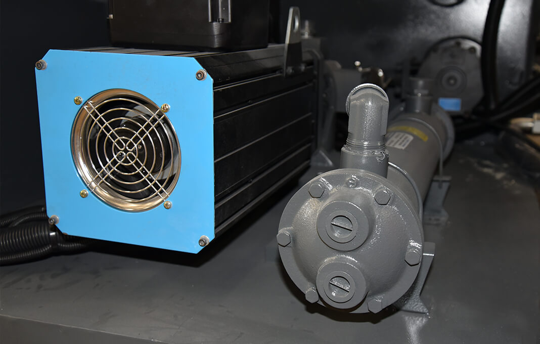 Servo Motor Injection Moulding Machine (50Ton - 250Ton) details