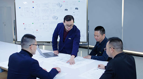 Rich experience and industry knowledge